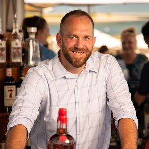 Meet your Posher, Adam